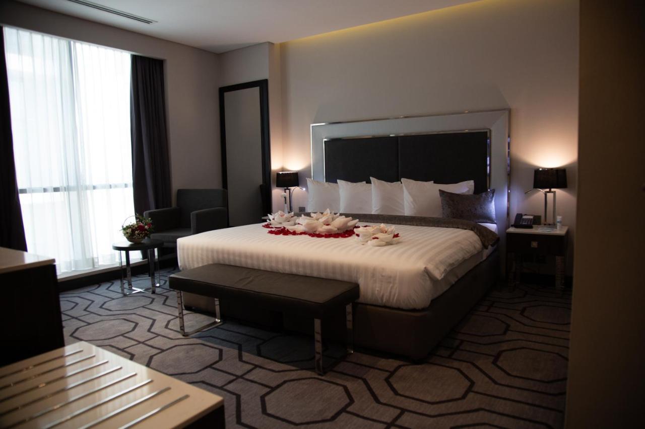 New Blue Rose Hotel ドーハ エクステリア 写真